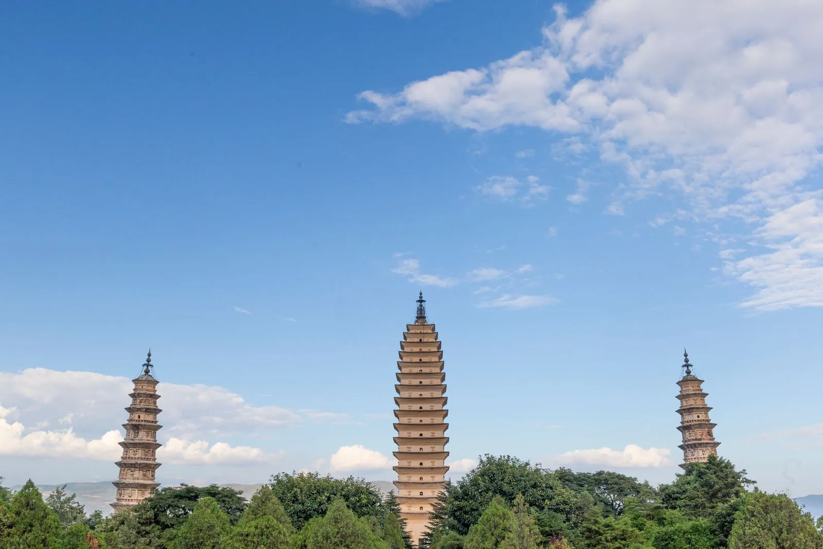 Three Pagodas of Chongsheng Temple in Dali