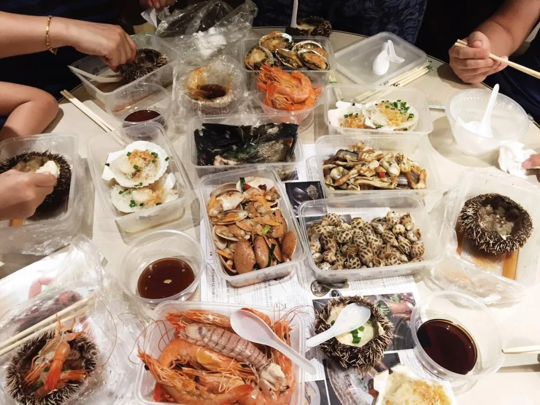 Fresh seafood on ice at Sanya's First Market