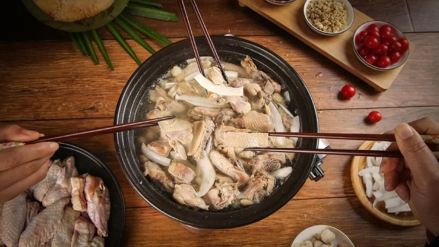 Coconut chicken hotpot