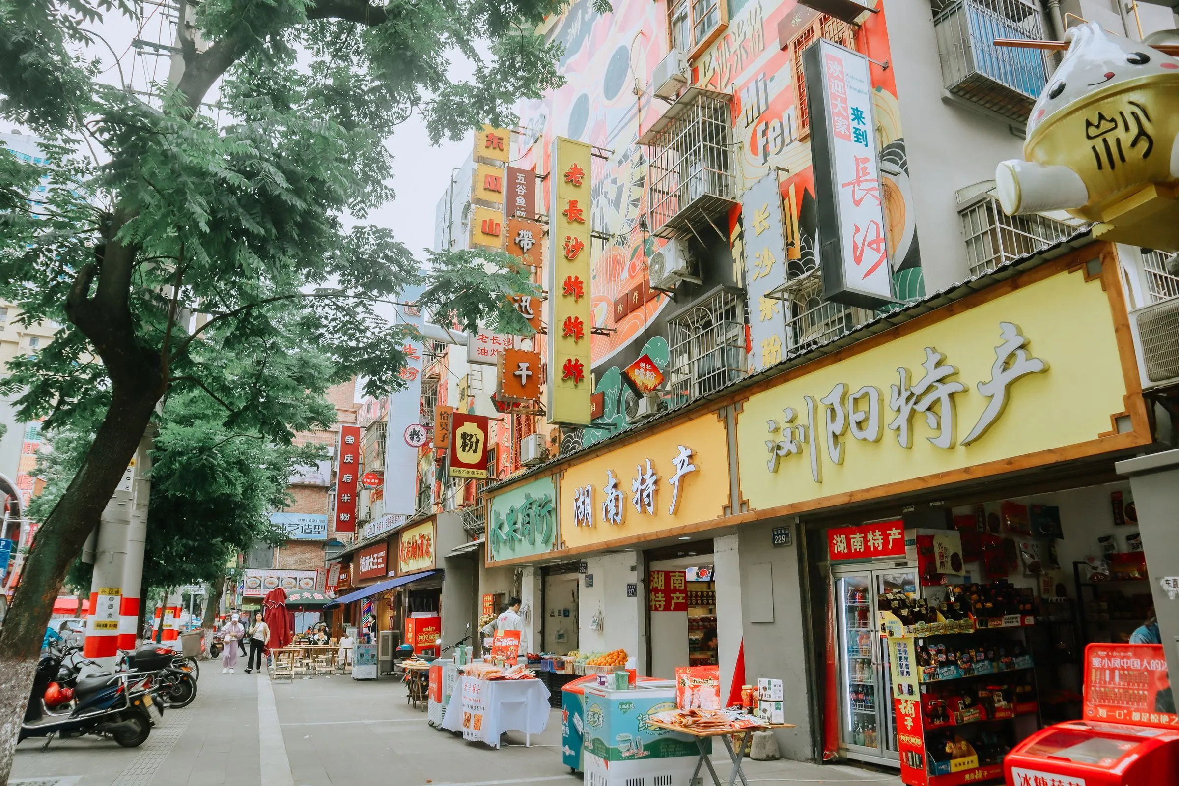 Shopping with tax refund in China