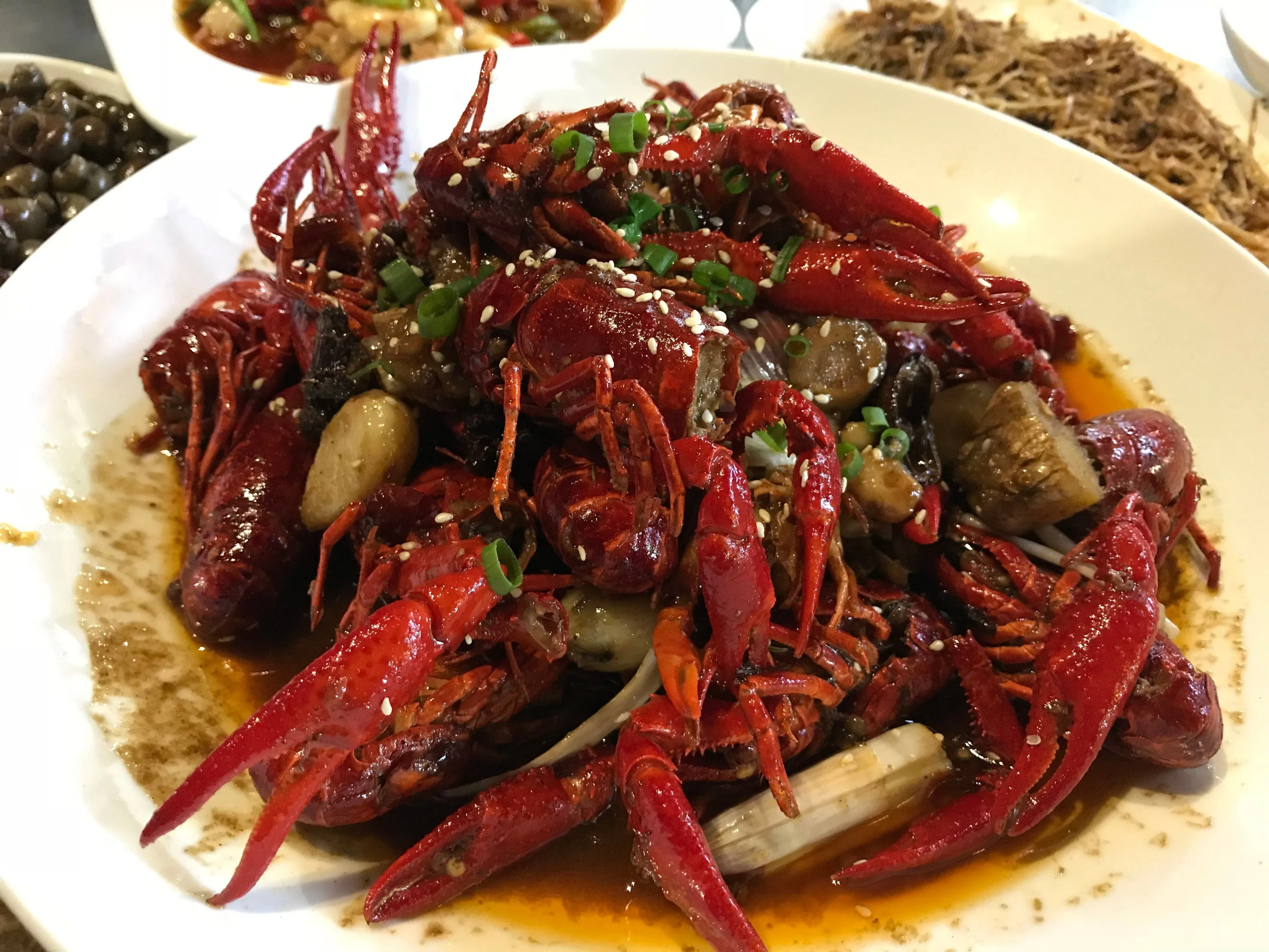 Kouwei xia — spicy crayfish, first among Changsha's flavour snacks