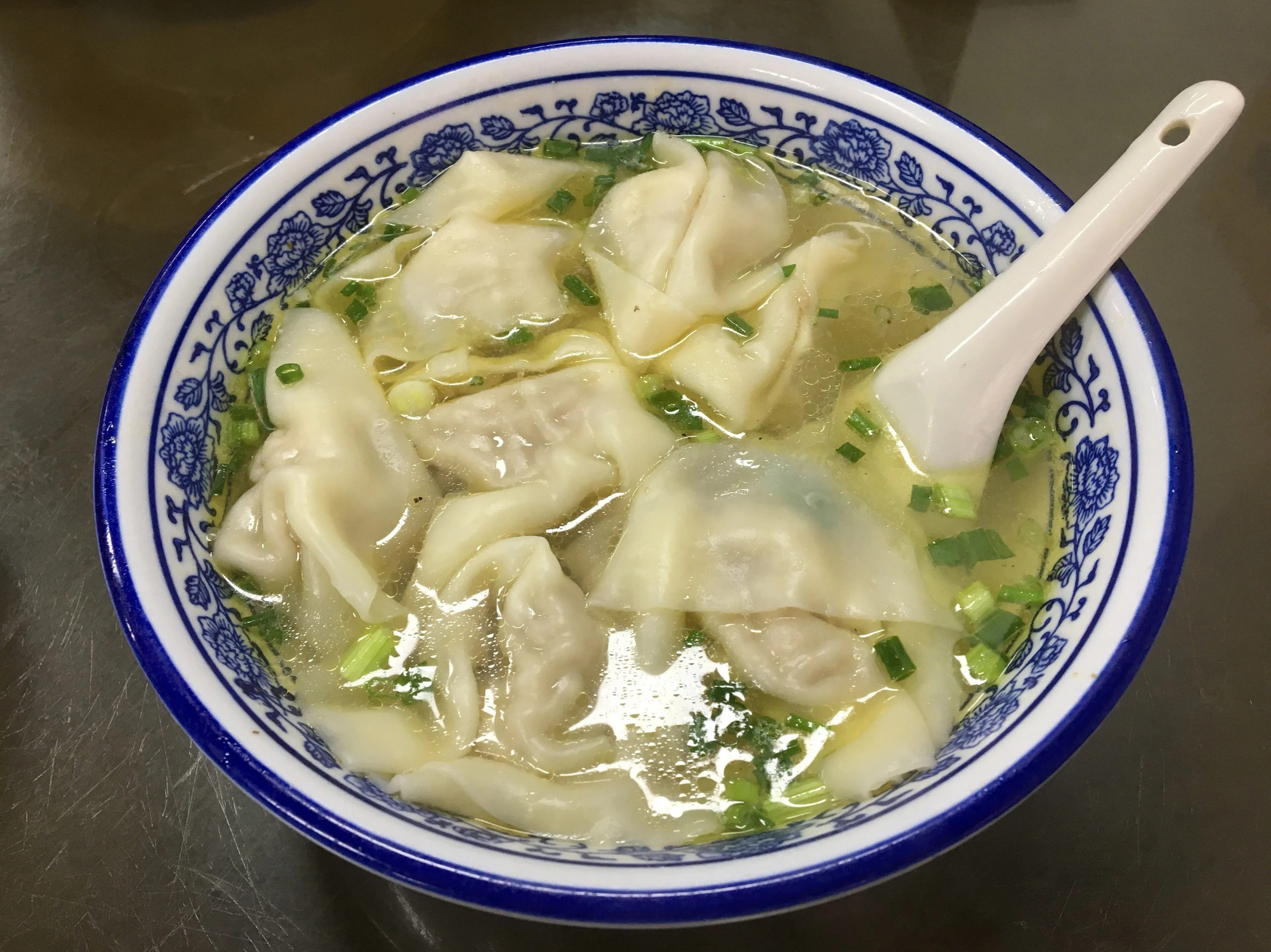 Long chaoshou — Chengdu-style wontons in clear broth