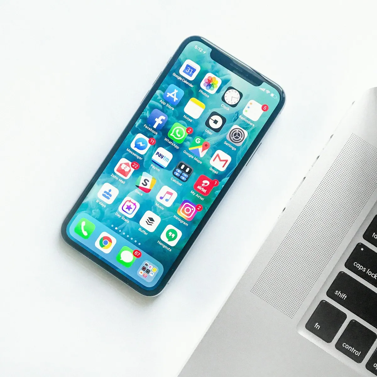 Essential China travel apps on a smartphone screen: Alipay, WeChat, Amap, DiDi